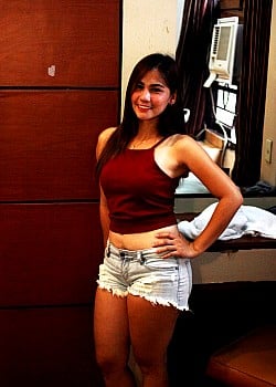 Jeneve (Creampie In Asia)